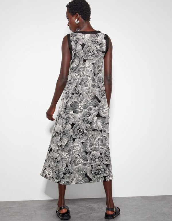 Monsoon Madison Sleeveless Floral Midi Dress Black - Image 3